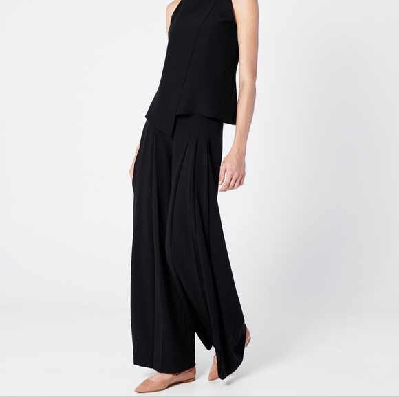 Carbon38 Wide Leg Pleated Trousers - Picture 1 of 6